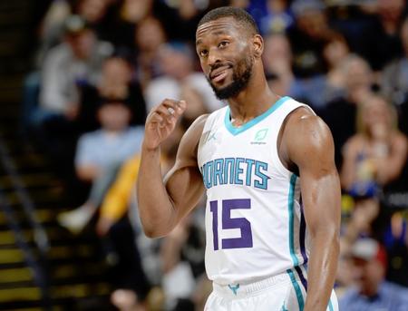 他们坚持 他们坚持