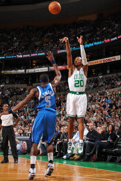 不仅在进攻 不仅在进攻